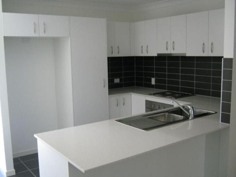 4/19-21 Shields Street, Redcliffe QLD 4020