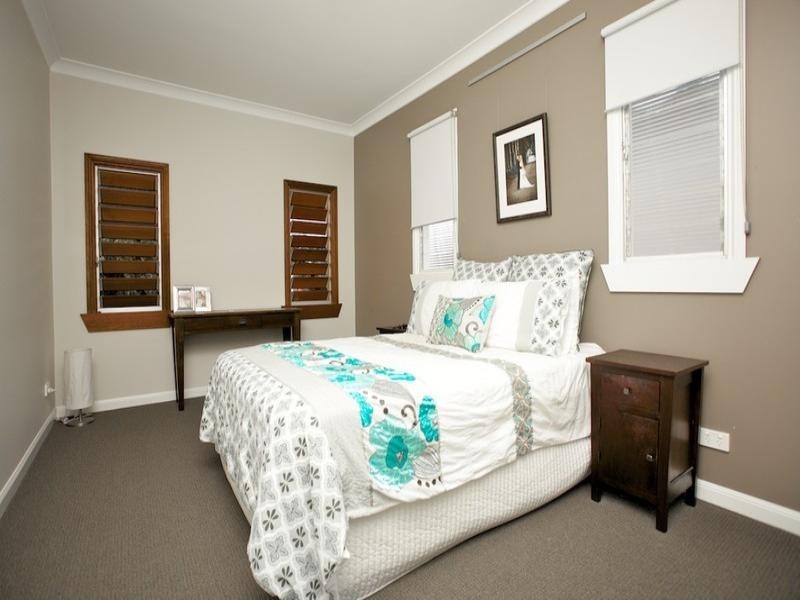 38 King Street, Woody Point QLD 4019