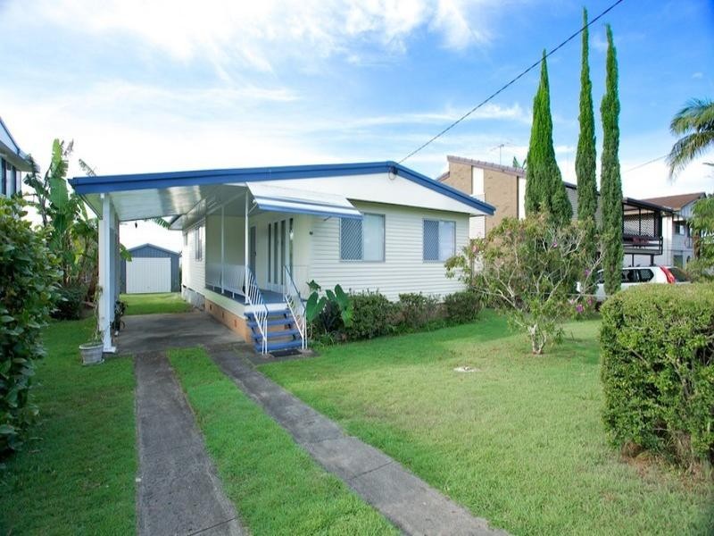 20 Hibiscus Street, Redcliffe QLD 4020