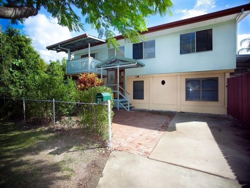 93 Laura Street, Clontarf QLD 4019