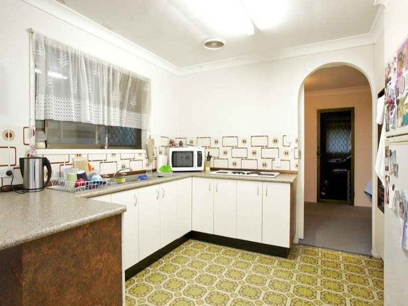 33 Hulme Street, Clontarf QLD 4019