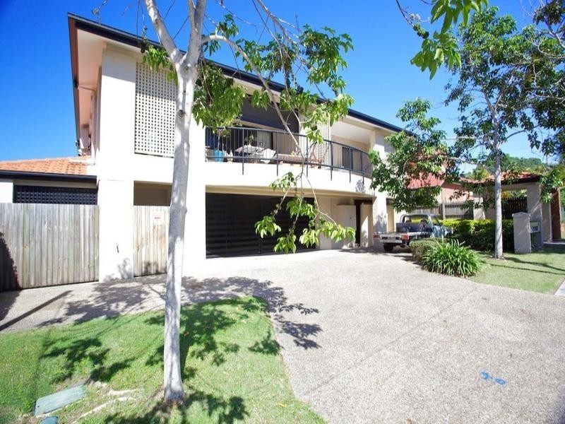 2/19 Downs Street, Redcliffe QLD 4020