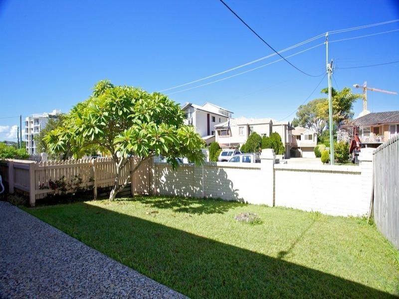1/12 McNaughton Street, Redcliffe QLD 4020