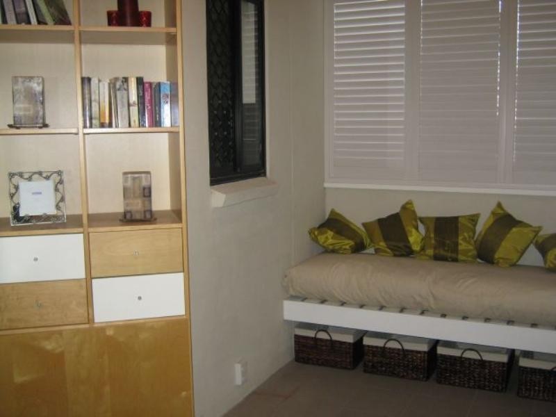 5/11 McNaughton Street, Redcliffe QLD 4020