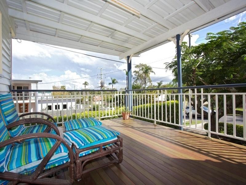 20 Palmtree Avenue, Scarborough QLD 4020