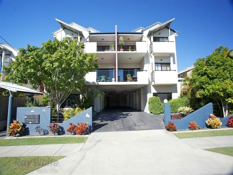 5/11 McNaughton Street, Redcliffe QLD 4020