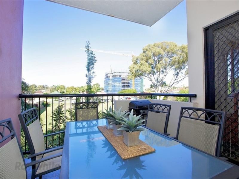 5/11 McNaughton Street, Redcliffe QLD 4020