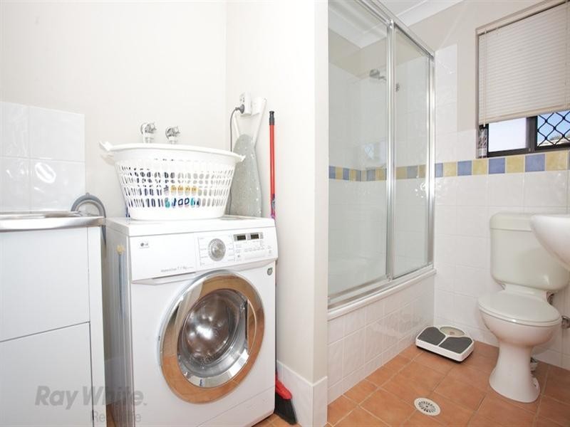 5/11 McNaughton Street, Redcliffe QLD 4020