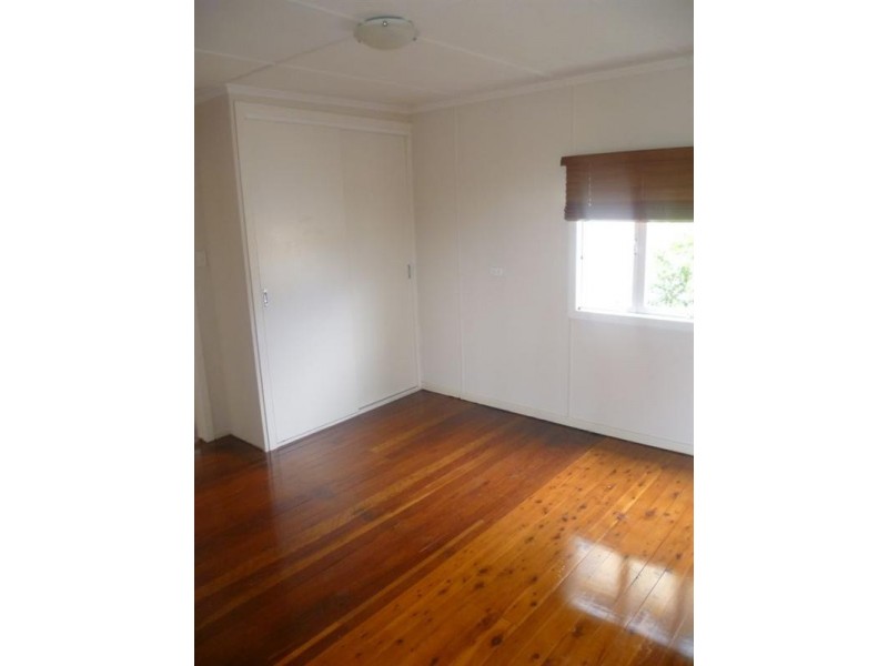 2/390 Oxley Avenue, Redcliffe QLD 4020