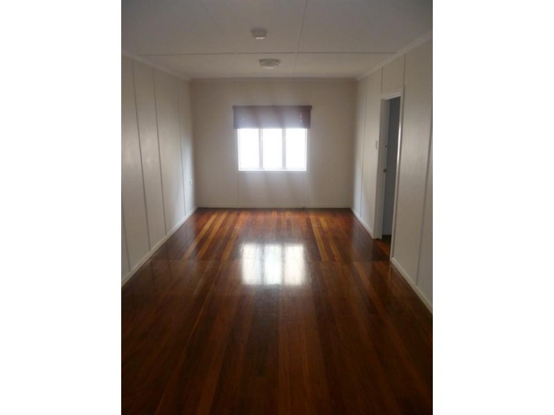 2/390 Oxley Avenue, Redcliffe QLD 4020