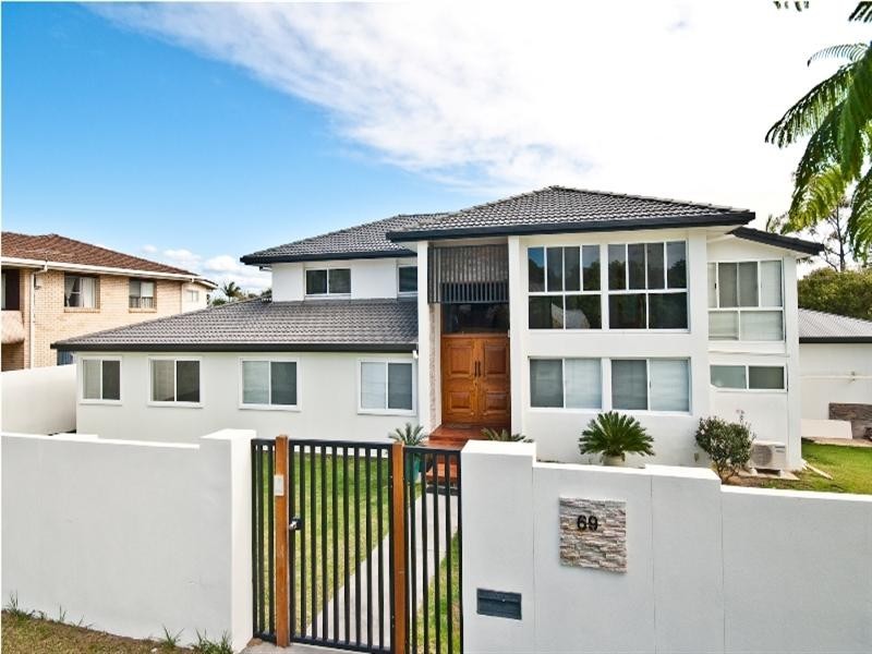 69 Scarborough Road, Redcliffe QLD 4020