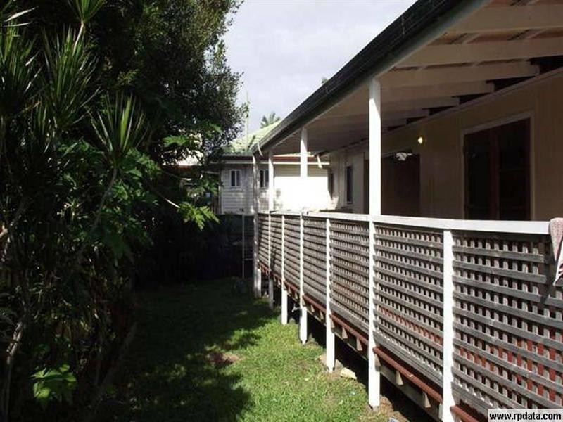 60 Turner Street, Scarborough QLD 4020