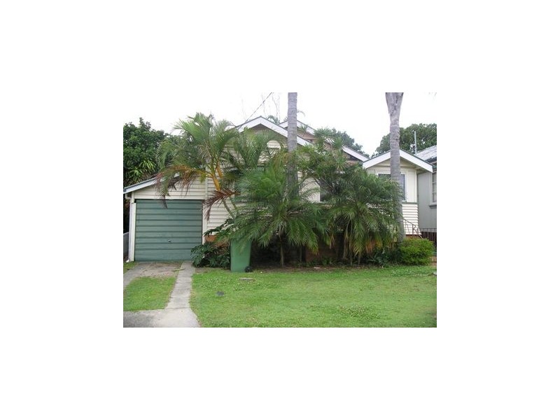 10 Sydney Street, Redcliffe QLD 4020