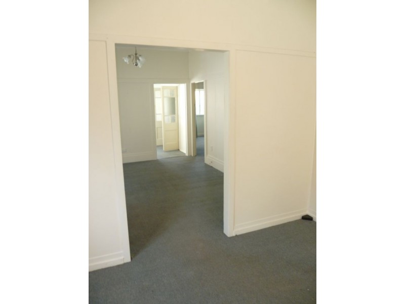 10 Sydney Street, Redcliffe QLD 4020