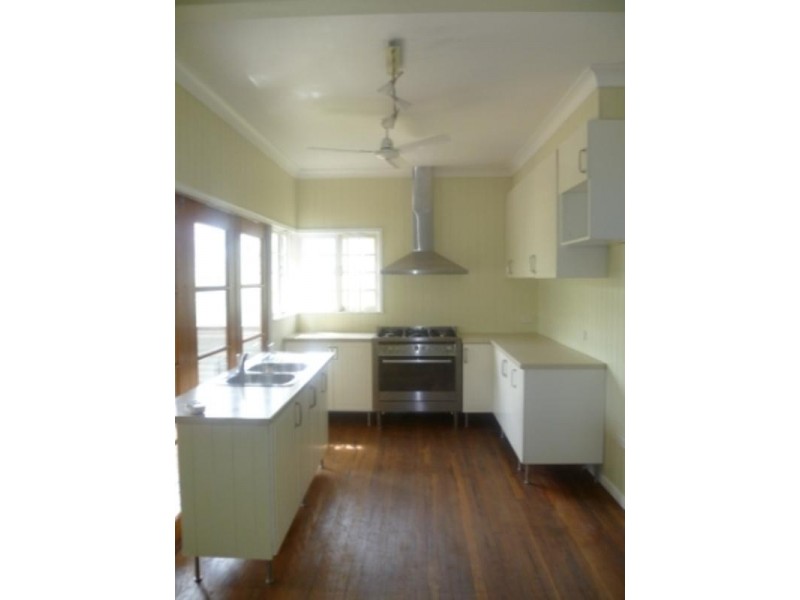 94 Laura Street, Clontarf QLD 4019