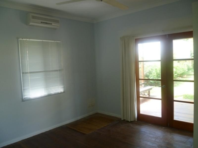 94 Laura Street, Clontarf QLD 4019