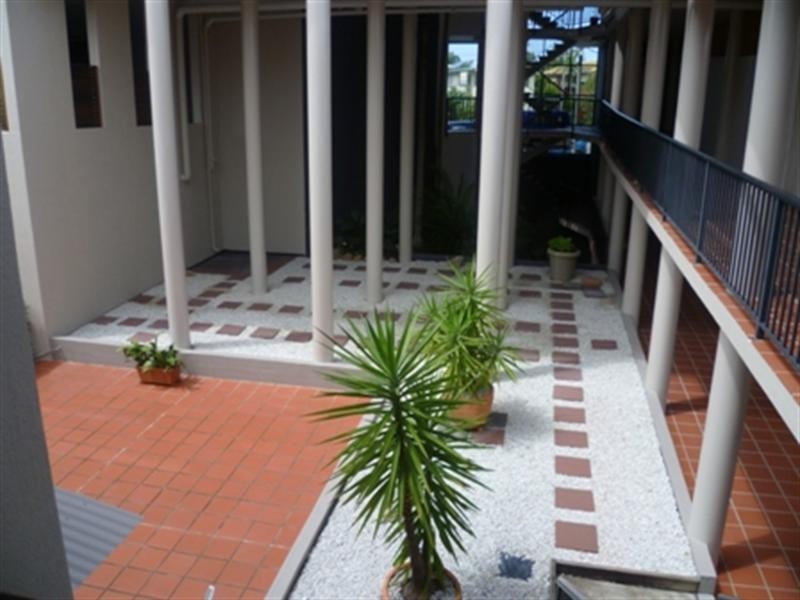 6/43-45 North Quay, Scarborough QLD 4020