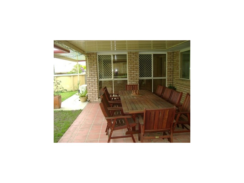 2 Natasha Court, Deception Bay QLD 4508