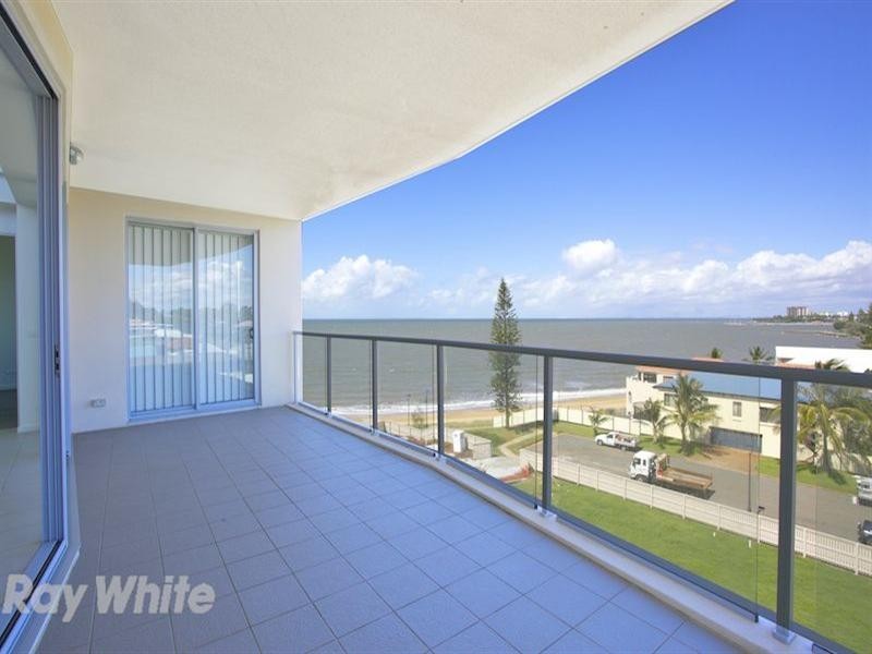 28/146 Prince Edward Parade, Scarborough QLD 4020