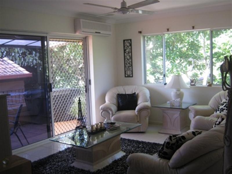 6/6 Landsborough Avenue, Scarborough QLD 4020