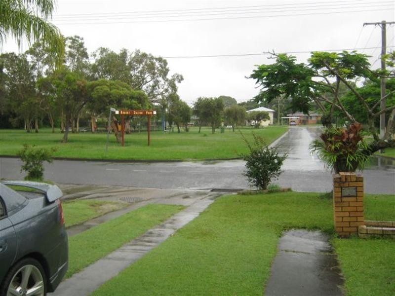 9 Williams Street, Redcliffe QLD 4020