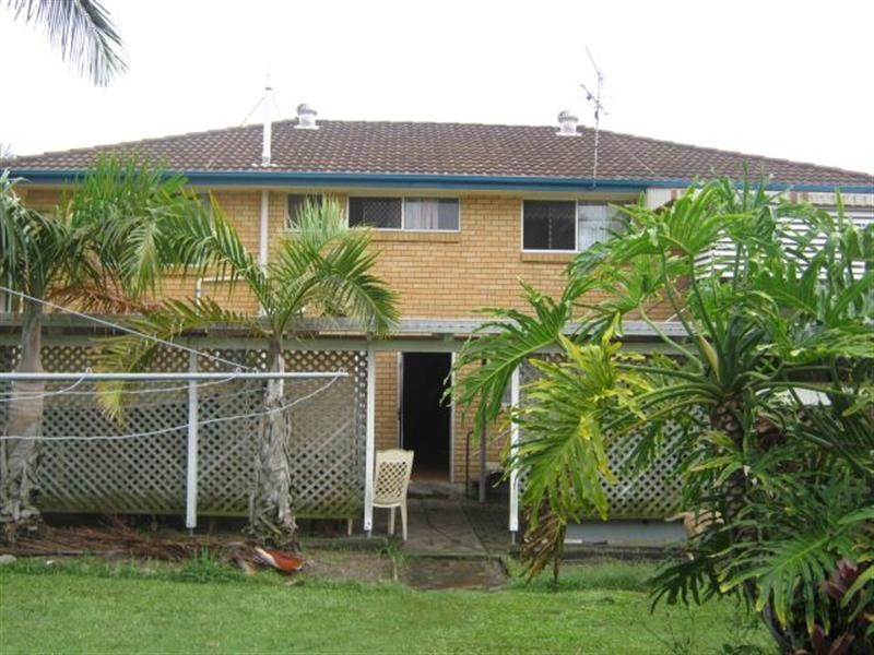 9 Williams Street, Redcliffe QLD 4020