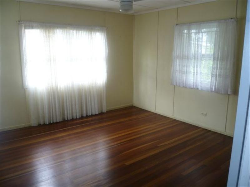 43 Ellen Street, Woody Point QLD 4019