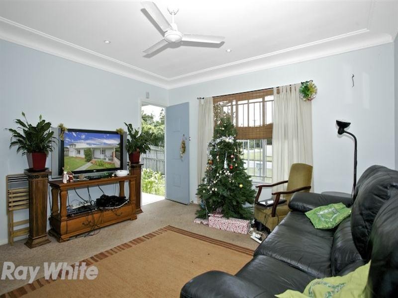 7 Swan Street, Margate QLD 4019