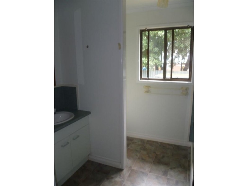 2a Inglis Street, Woody Point QLD 4019