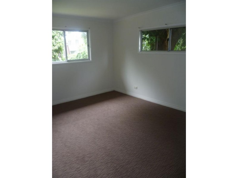 2a Inglis Street, Woody Point QLD 4019