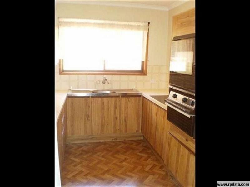 18 Dunns Terrace, Scarborough QLD 4020