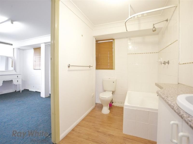 3 O’Connell Street, Redcliffe QLD 4020