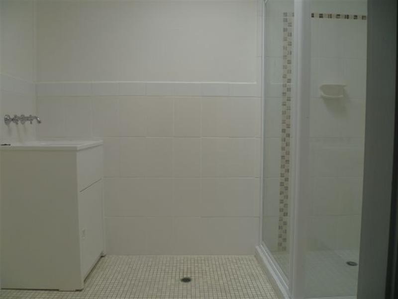 8/2A Moffatt Street, Scarborough QLD 4020