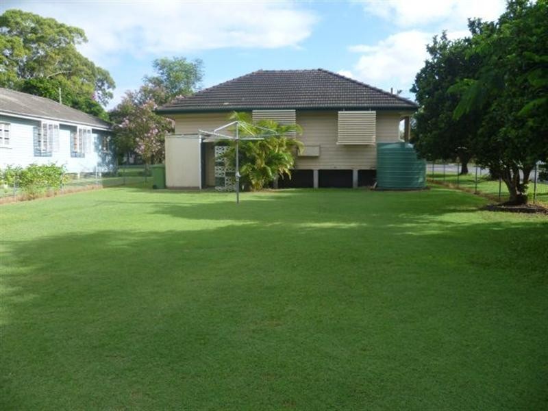 12 Mary Street, Redcliffe QLD 4020