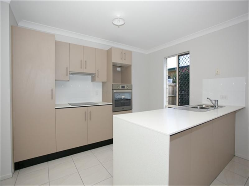 24 Savannah Street, Redcliffe QLD 4020