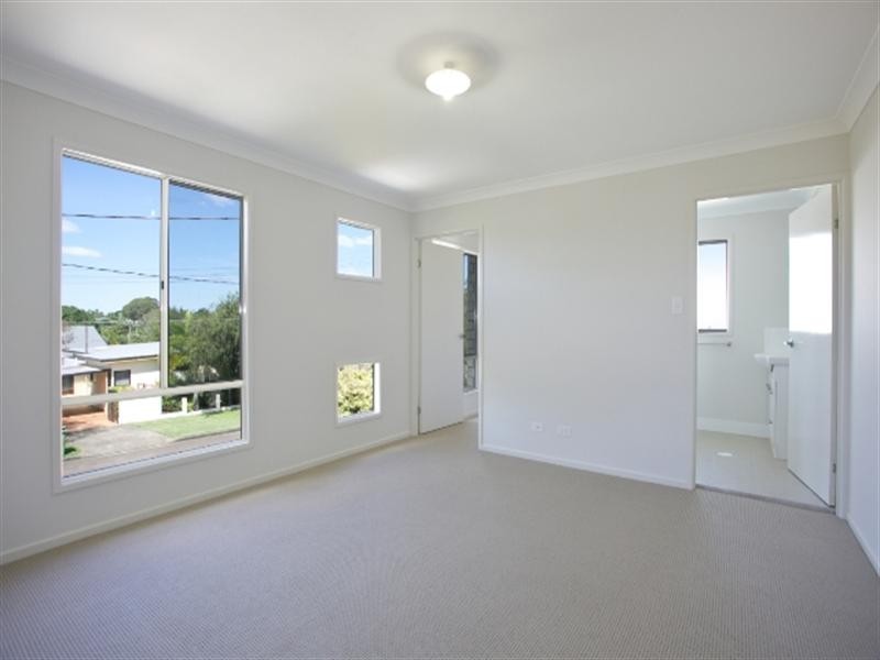 24 Savannah Street, Redcliffe QLD 4020