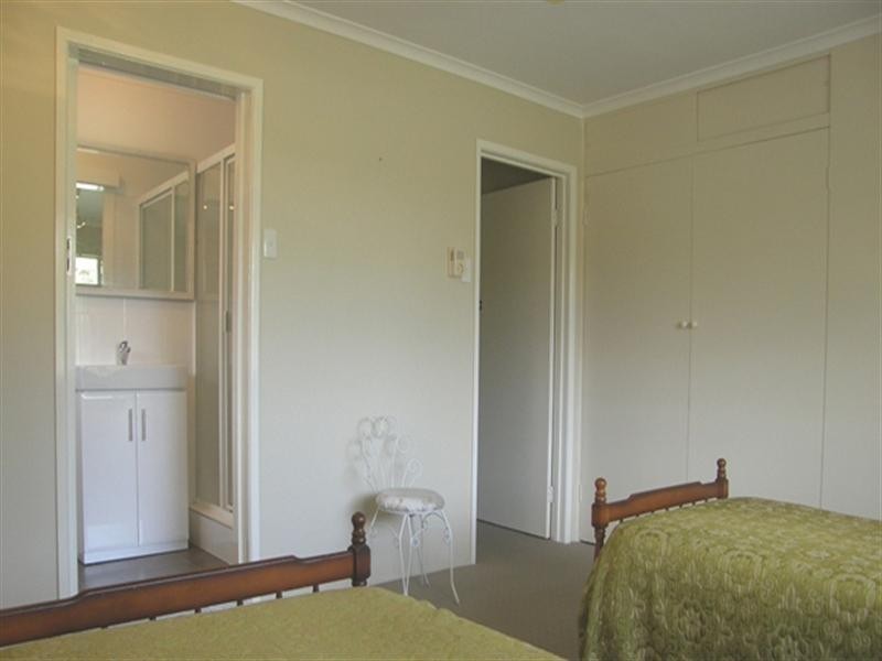 42 Aloomba Court, Redcliffe QLD 4020