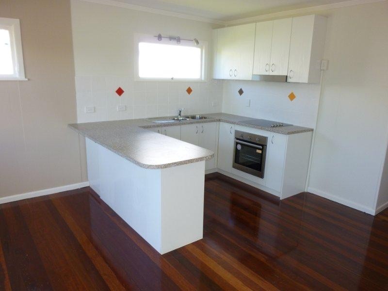 37 Garnet Street, Scarborough QLD 4020