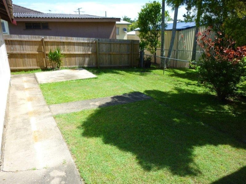 37 Garnet Street, Scarborough QLD 4020