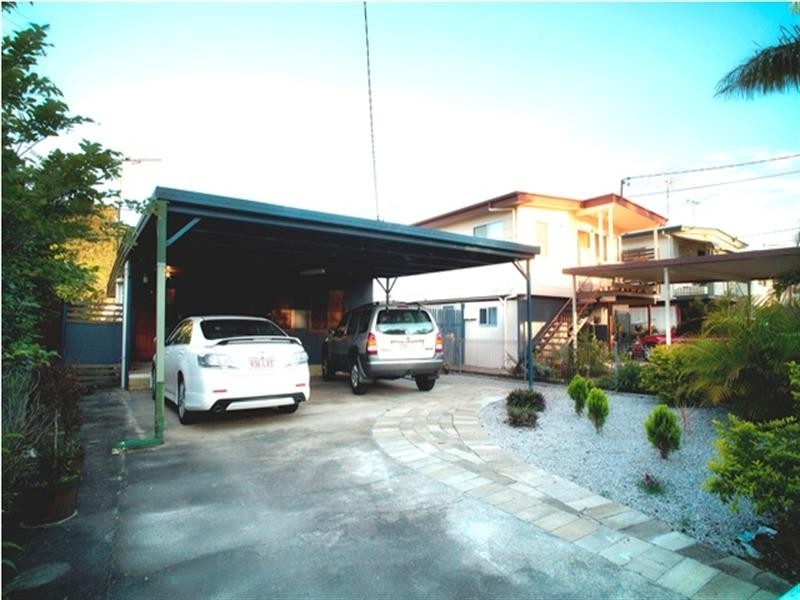 26 Gertrude Street, Redcliffe QLD 4020