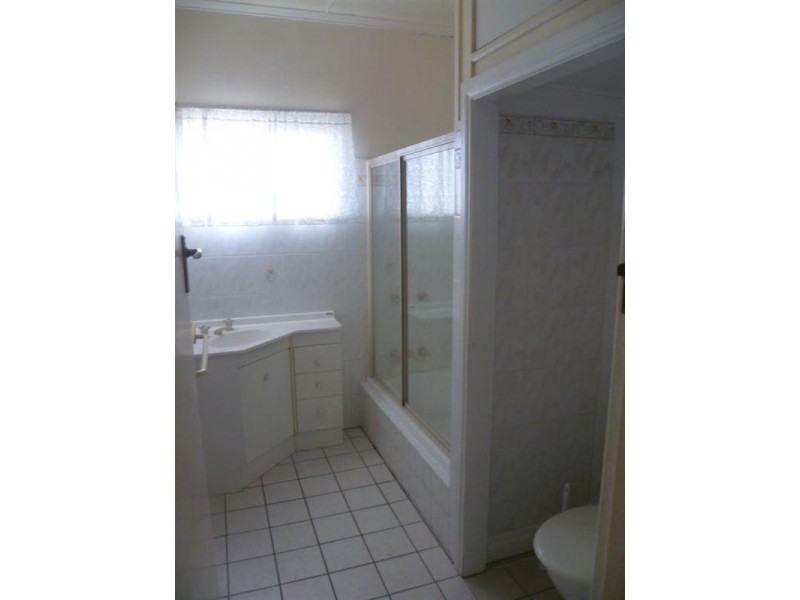 10 Sheehan Street, Redcliffe QLD 4020