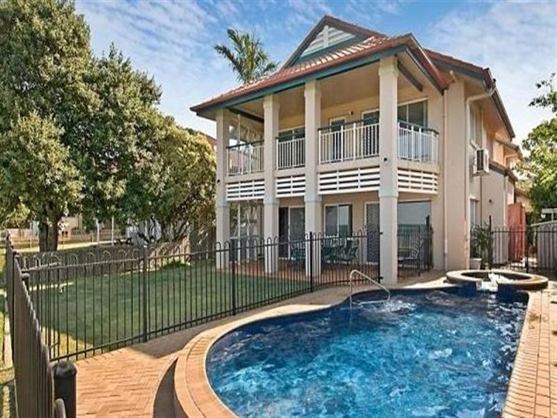 56 Prince Edward Parade, Redcliffe QLD 4020