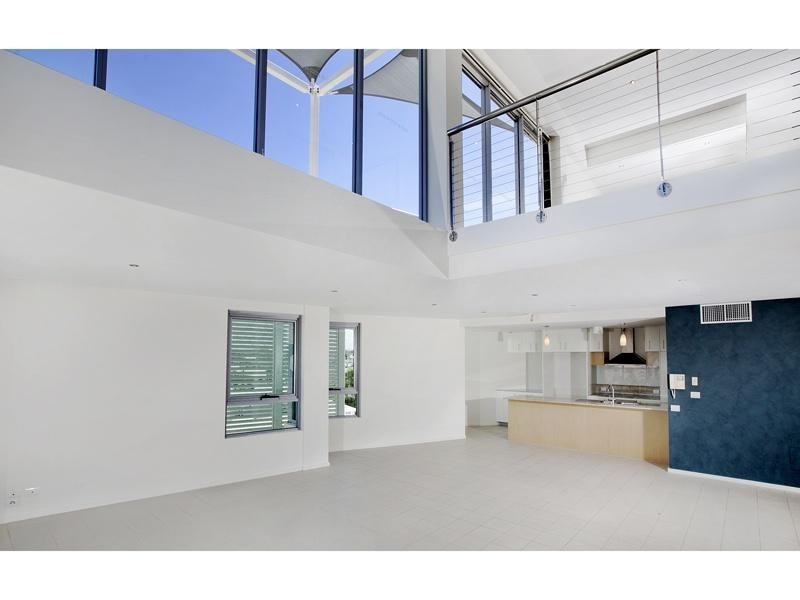 28/146 Prince Edward Parade, Scarborough QLD 4020