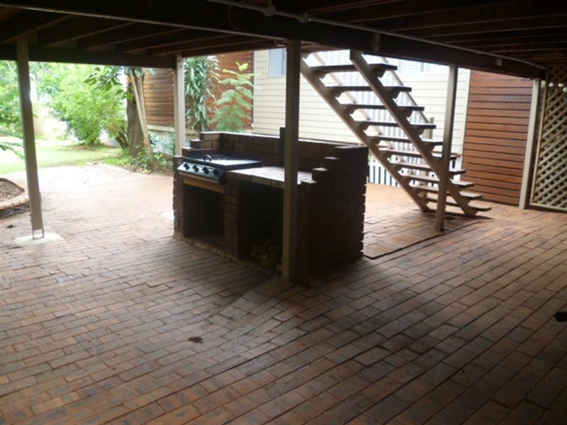 6 Steven Street, Redcliffe QLD 4020