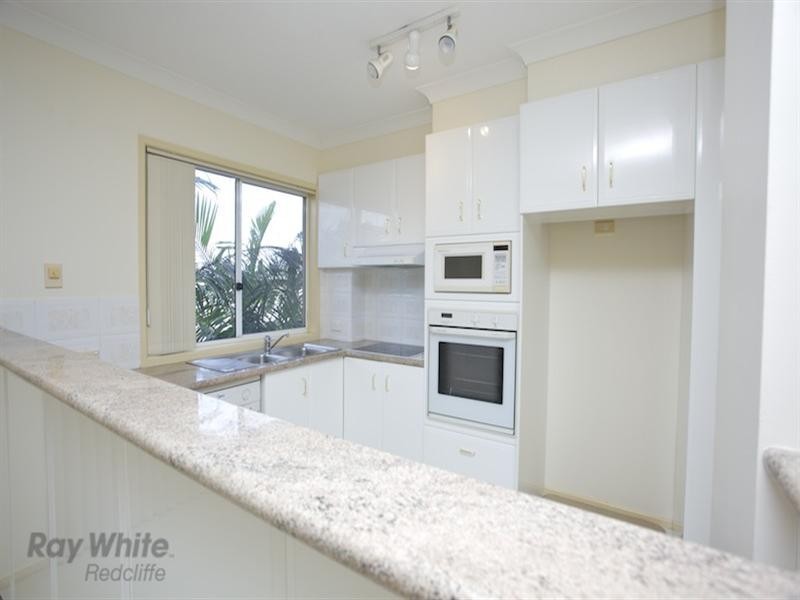 6/186 Prince Edward Parade, Scarborough QLD 4020