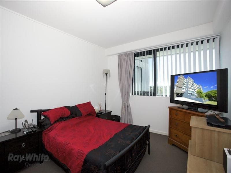 504/25 Dix Street, Redcliffe QLD 4020