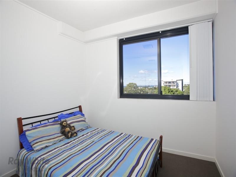 504/25 Dix Street, Redcliffe QLD 4020
