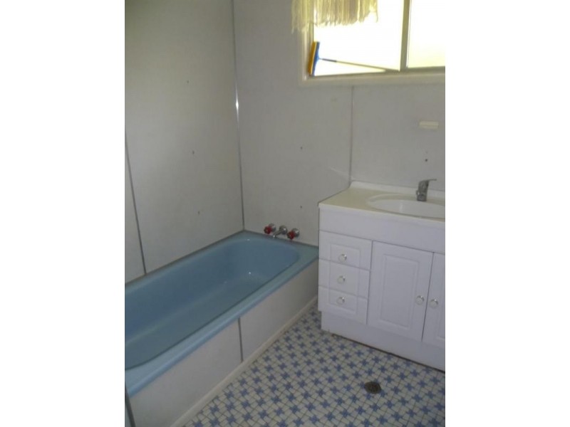 119 MacDonnell, Margate QLD 4019