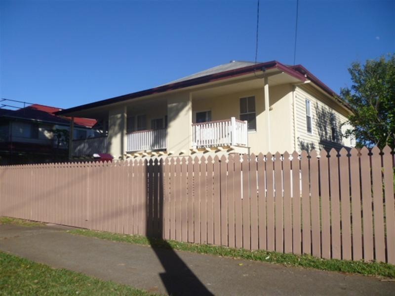 79 Prince Edward Parade, Redcliffe QLD 4020