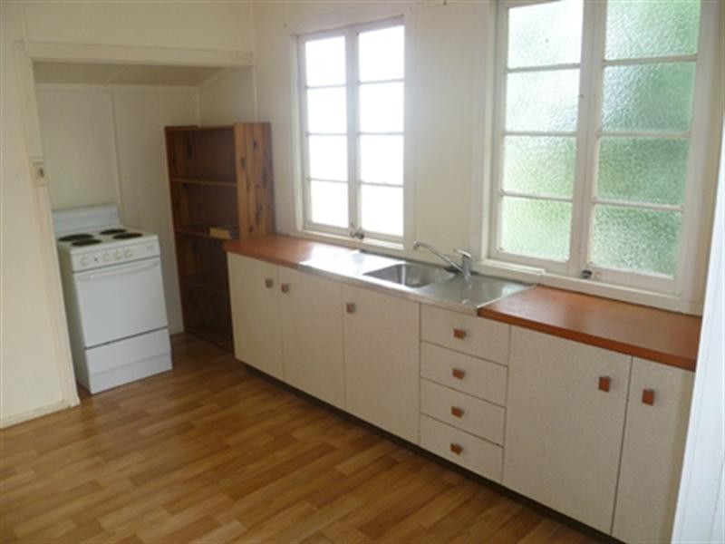 2/3 Ella Street, Redcliffe QLD 4020